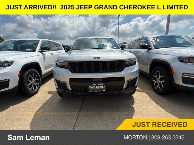 2025 Jeep Grand Cherokee GRAND CHEROKEE L LIMITED 4X4