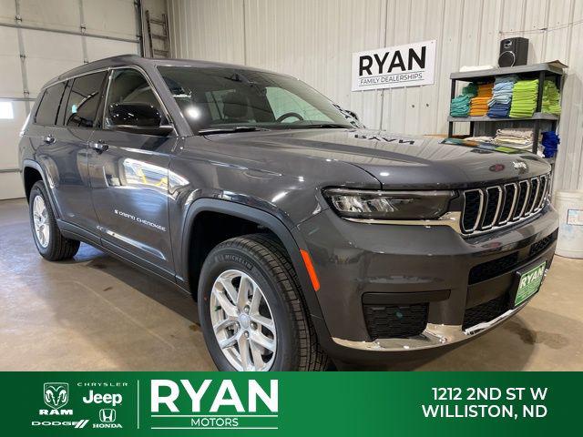 2025 Jeep Grand Cherokee GRAND CHEROKEE L LAREDO X 4X4