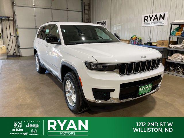 2025 Jeep Grand Cherokee GRAND CHEROKEE L LAREDO X 4X4