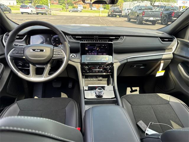 2025 Jeep Grand Cherokee GRAND CHEROKEE L ALTITUDE X 4X4 2025 Jeep Grand Cherokee GRAND CHEROKEE L ALTITUDE X 4X4