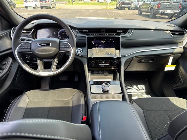 2025 Jeep Grand Cherokee GRAND CHEROKEE L ALTITUDE X 4X4 2025 Jeep Grand Cherokee GRAND CHEROKEE L ALTITUDE X 4X4