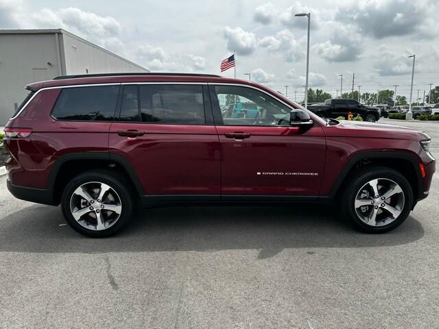 2025 Jeep Grand Cherokee GRAND CHEROKEE L LIMITED 4X4