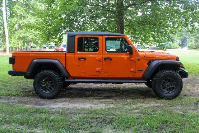 2025 Jeep Gladiator GLADIATOR SPORT S 4X4
