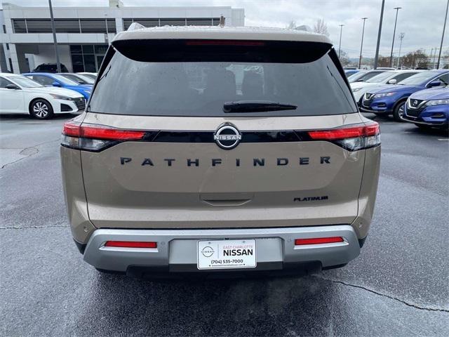 2024 Nissan Pathfinder Platinum FWD