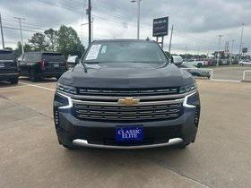 2023 Chevrolet Suburban 4WD Premier