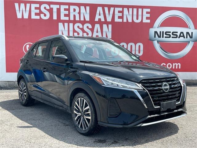 2022 Nissan Kicks SV Xtronic CVT
