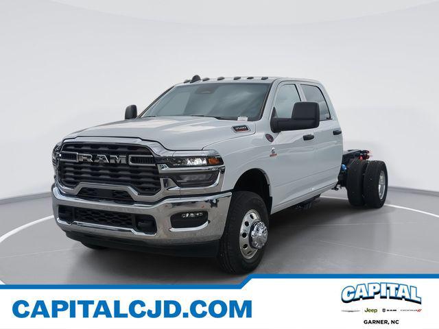 2025 RAM Ram 3500 Chassis Cab RAM 3500 TRADESMAN CREW CAB CHASSIS 4X4 60 CA