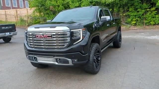 2024 GMC Sierra 1500 4WD Crew Cab Short Box Denali