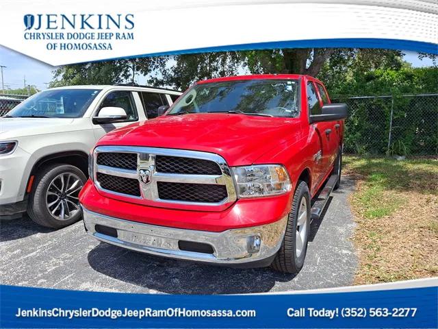 2022 RAM 1500 Classic Tradesman Crew Cab 4x4 57 Box
