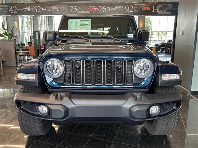 2025 Jeep Gladiator GLADIATOR NIGHTHAWK 4X4