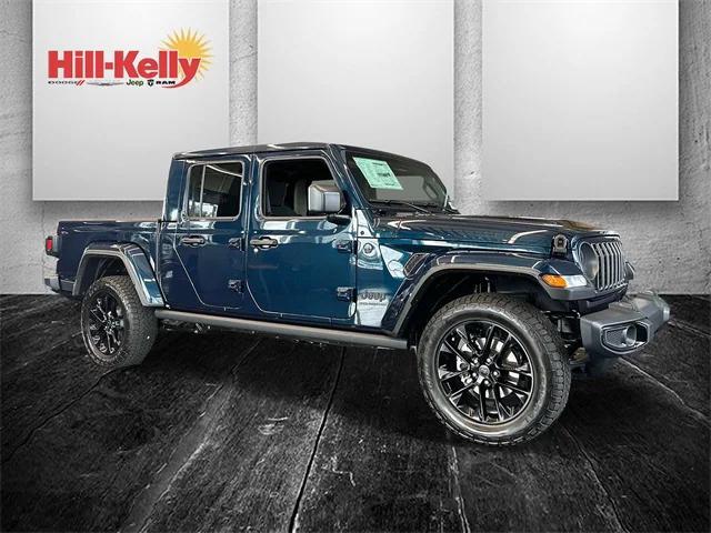 2025 Jeep Gladiator GLADIATOR NIGHTHAWK 4X4
