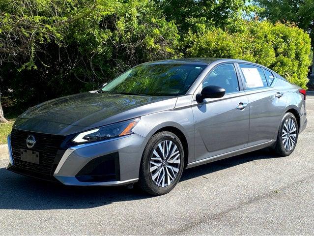 2024 Nissan Altima SV FWD