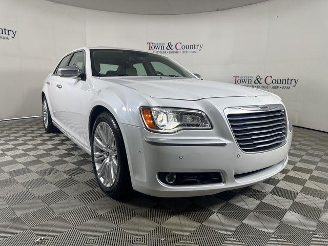 2013 Chrysler 300C Luxury Series