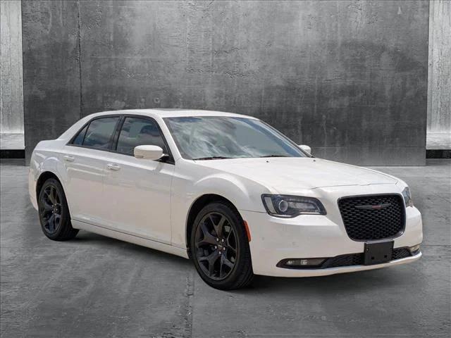 2022 Chrysler 300 S