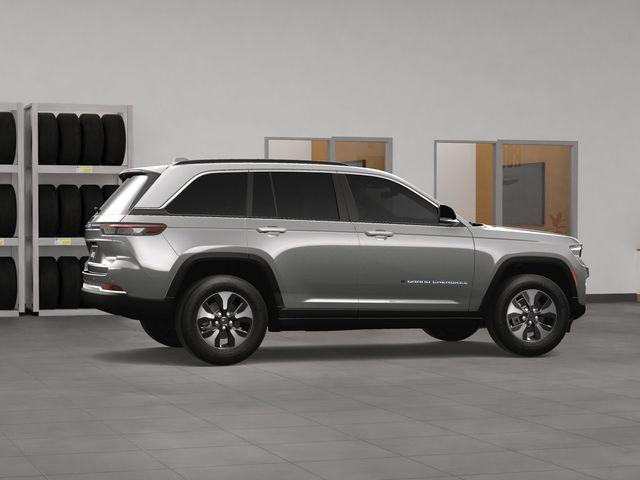 2025 Jeep Grand Cherokee Unknown