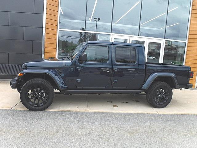 2025 Jeep Gladiator GLADIATOR NIGHTHAWK 4X4