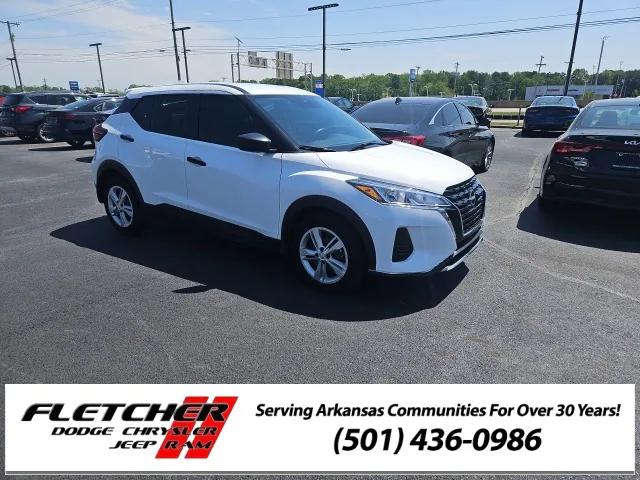 2023 Nissan Kicks S Xtronic CVT