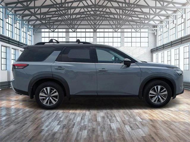 2022 Nissan Pathfinder SL 2WD