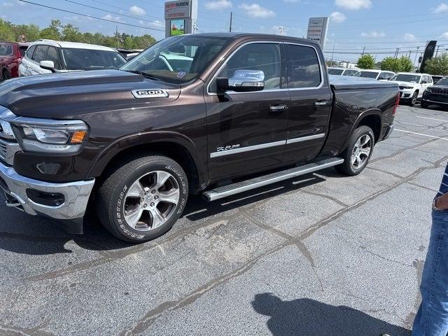 2019 RAM 1500 Laramie Quad Cab 4x2 64 Box