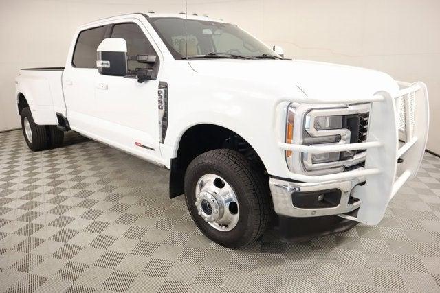 2023 Ford F-350 LARIAT
