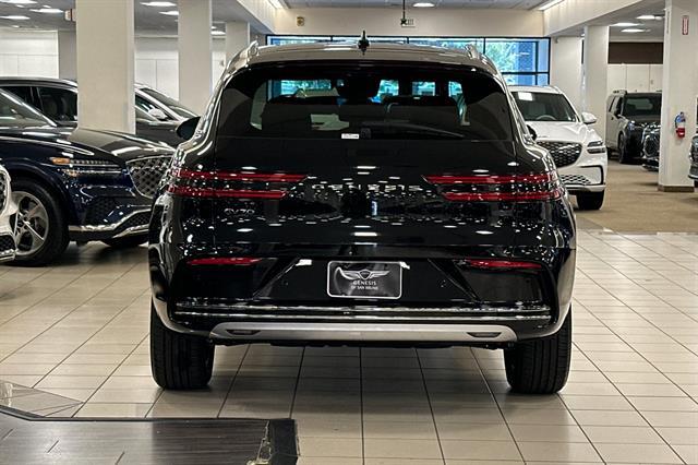 2026 Genesis GV70 Standard