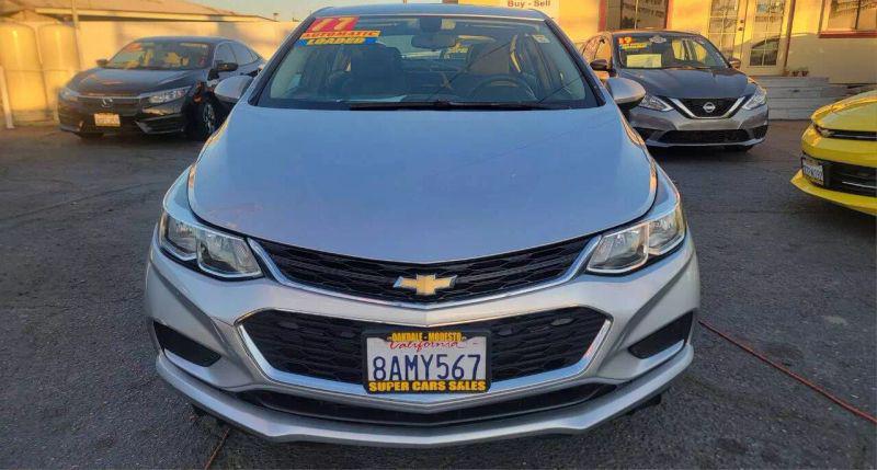 2017 Chevrolet Cruze LS Auto