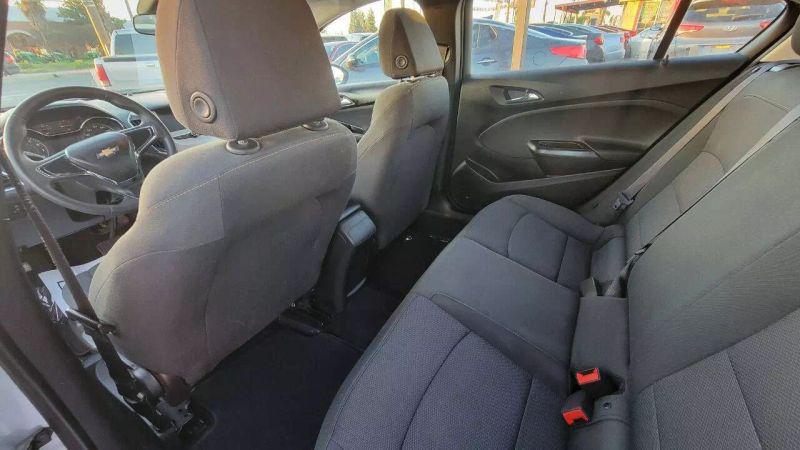 2017 Chevrolet Cruze LS Auto