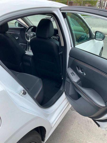 2023 Nissan Sentra SR Xtronic CVT