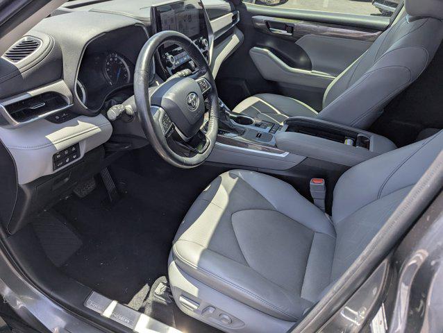 Used 2021 Toyota Highlander For Sale in Tucson, AZ