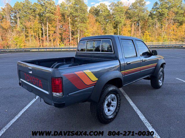 1991 Toyota Hilux Diesel 4X4 Crew Cab