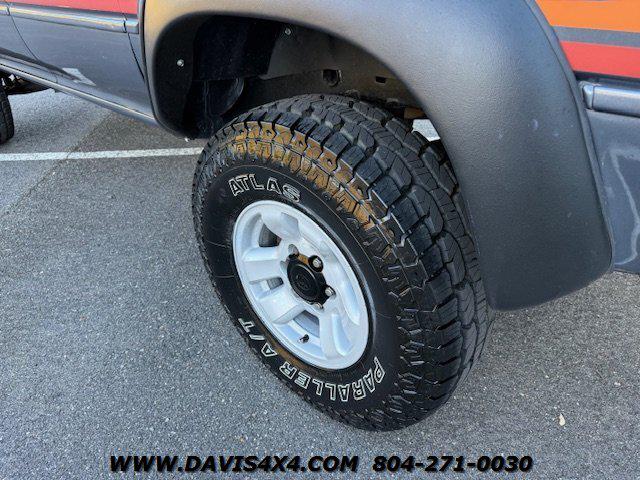 1991 Toyota Hilux Diesel 4X4 Crew Cab