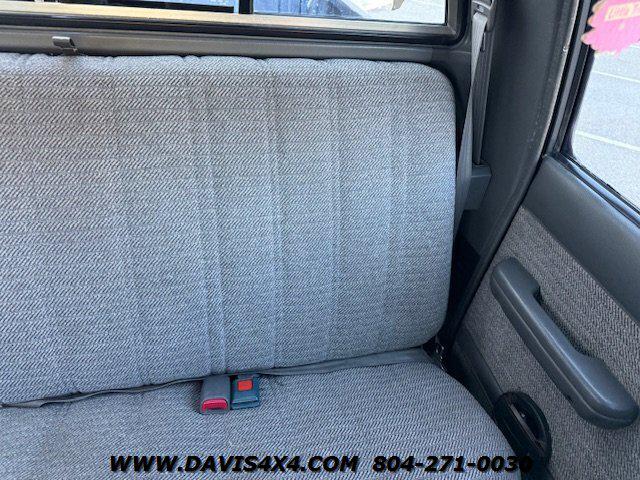 1991 Toyota Hilux Diesel 4X4 Crew Cab