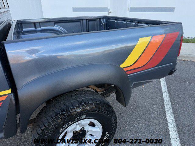 1991 Toyota Hilux Diesel 4X4 Crew Cab