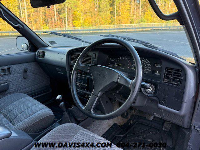 1991 Toyota Hilux Diesel 4X4 Crew Cab