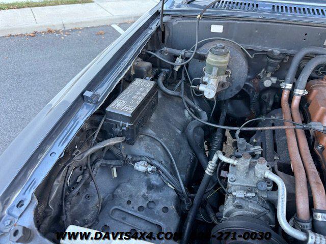 1991 Toyota Hilux Diesel 4X4 Crew Cab