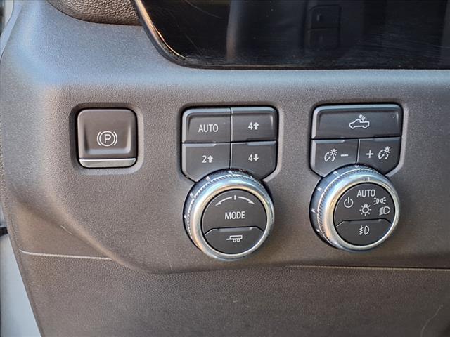 2023 GMC Sierra 1500 4WD Crew Cab Short Box Elevation with 3SB