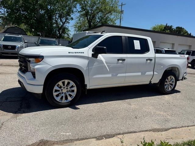 2024 Chevrolet Silverado 1500 4WD Crew Cab Short Bed Custom