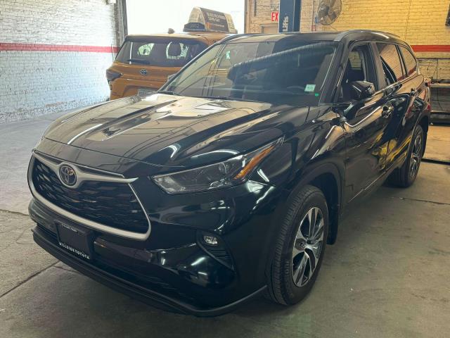 2023 Toyota Highlander XLE [18]
