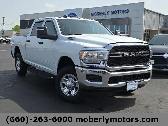 2024 RAM 2500 Tradesman Crew Cab 4x4 64 Box