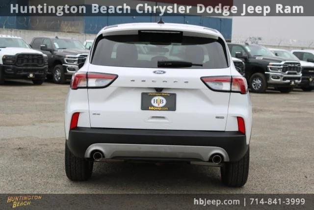 2022 Ford Escape SE Hybrid