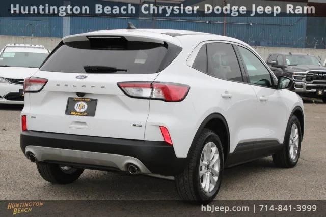 2022 Ford Escape SE Hybrid