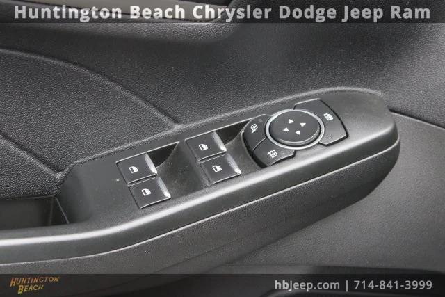 2022 Ford Escape SE Hybrid