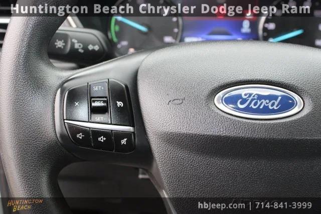 2022 Ford Escape SE Hybrid