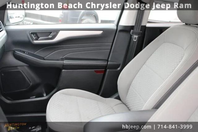 2022 Ford Escape SE Hybrid