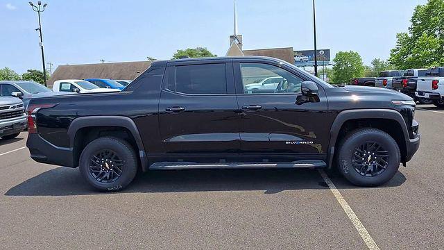 2025 Chevrolet Silverado EV LT