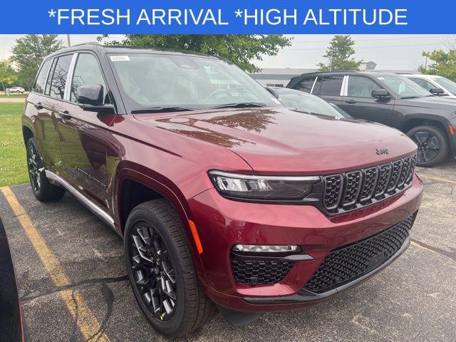 2025 Jeep Grand Cherokee GRAND CHEROKEE SUMMIT 4X4