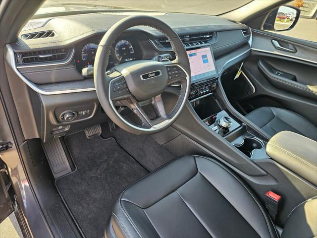 2025 Jeep Grand Cherokee GRAND CHEROKEE L LIMITED 4X4 2025 Jeep Grand Cherokee GRAND CHEROKEE L LIMITED 4X4