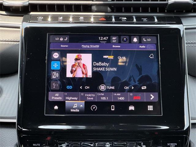 2025 Jeep Grand Cherokee GRAND CHEROKEE L LAREDO X 4X4