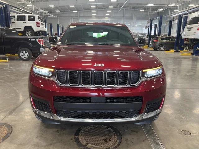 2025 Jeep Grand Cherokee GRAND CHEROKEE L LAREDO 4X4 2025 Jeep Grand Cherokee GRAND CHEROKEE L LAREDO 4X4