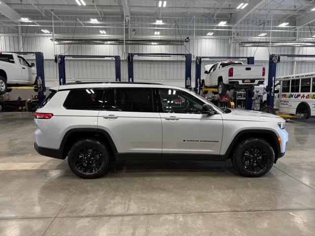 2025 Jeep Grand Cherokee GRAND CHEROKEE L ALTITUDE 4X4 2025 Jeep Grand Cherokee GRAND CHEROKEE L ALTITUDE 4X4